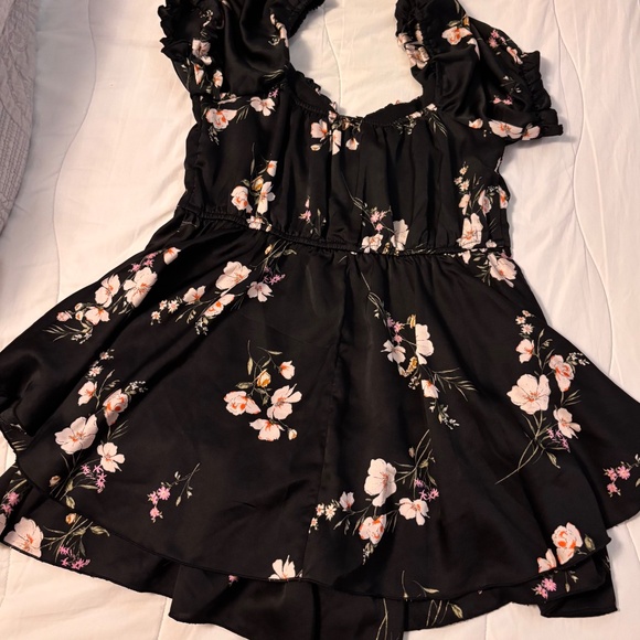 Inspired Hearts Romper Black /multi Short Puffer Sleeves large Pull On - Picture 10 of 14